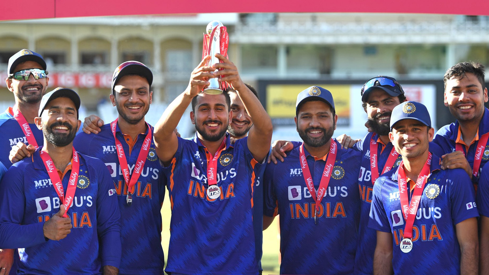 India full-strength squad